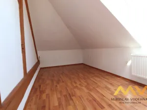 Pronájem bytu 2+kk, Hradec Králové - Pražské Předměstí, Nerudova, 65 m2