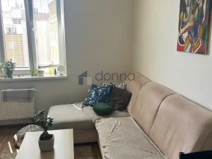 Pronájem bytu 2+kk, Praha, Černokostelecká, 47 m2