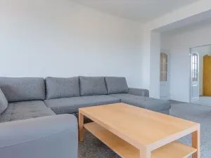 Pronájem bytu 2+1, Praha - Hloubětín, Poděbradská, 54 m2