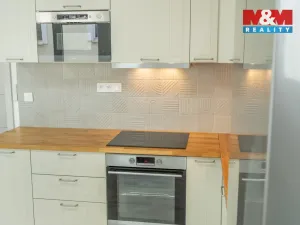 Prodej bytu 2+kk, Kladno, Průchodní, 48 m2