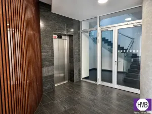 Prodej atypického bytu, Praha, Suchdolské náměstí, 14 m2