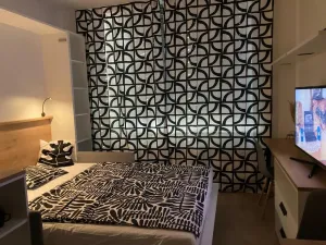Pronájem bytu 1+kk, Praha - Smíchov, Plzeňská, 20 m2