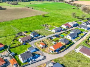Prodej pozemku pro bydlení, Lešetice, 819 m2