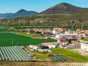 Prodej komerčního pozemku, Mlékojedy, 3769 m2