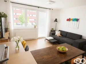 Pronájem bytu 3+kk, Praha, Loosova, 66 m2
