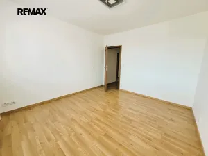 Pronájem bytu 2+1, Praha - Modřany, Plevenská, 52 m2