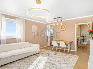 Prodej bytu 3+kk, Praha, Výtoňská, 73 m2