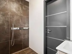 Prodej rodinného domu, Kostelní Lhota, 213 m2