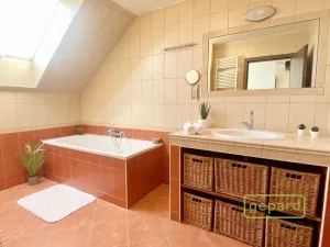 Pronájem rodinného domu, Mníšek pod Brdy, Luční, 150 m2