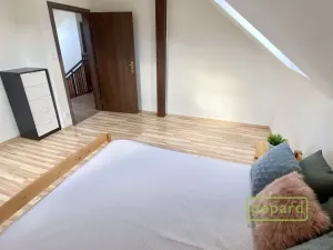 Pronájem rodinného domu, Mníšek pod Brdy, Luční, 150 m2