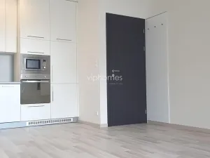 Pronájem bytu 1+kk, Praha - Stodůlky, Ferrariho, 36 m2