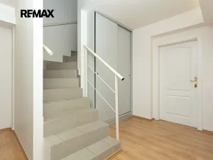 Pronájem vily, Praha - Nebušice, Na Malé Šárce, 302 m2