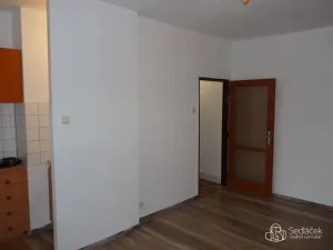 Pronájem bytu 1+kk, Sokolov, Sokolovská, 24 m2
