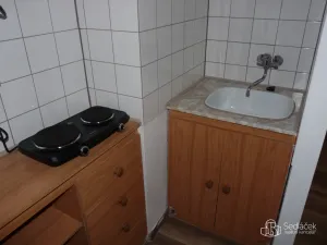 Pronájem bytu 1+kk, Sokolov, Sokolovská, 24 m2