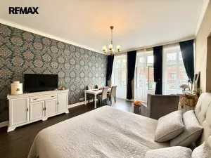 Prodej bytu 2+kk, Karlovy Vary, Pod Jelením skokem, 48 m2