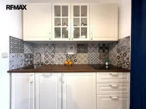Prodej bytu 2+kk, Karlovy Vary, Pod Jelením skokem, 48 m2