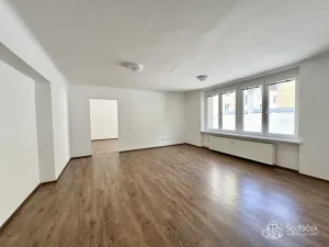 Pronájem komerční nemovitosti, Karlovy Vary, Dr. Davida Bechera, 102 m2