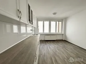 Pronájem komerční nemovitosti, Karlovy Vary, Dr. Davida Bechera, 102 m2