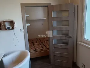 Pronájem bytu 2+kk, Praha - Chodov, Valentova, 30 m2