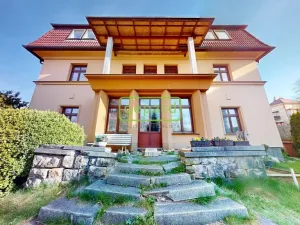 Prodej vily, Děčín, Nedbalova, 445 m2