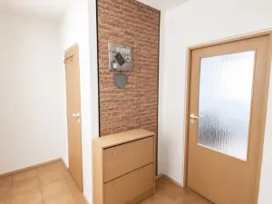 Prodej bytu 2+1, Břeclav, Slovácká, 55 m2