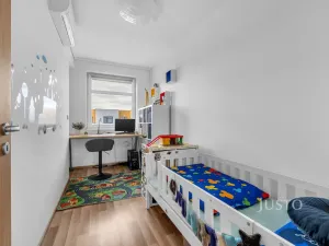 Prodej bytu 3+kk, Praha - Uhříněves, Oty Bubeníčka, 51 m2