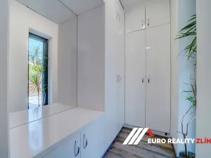 Pronájem vily, Zlín, Ovsíková, 145 m2