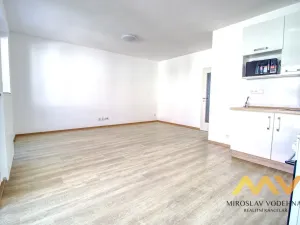 Pronájem bytu 2+kk, Hradec Králové - Svobodné Dvory, K Meteoru, 59 m2