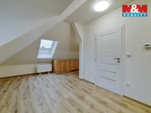 Pronájem bytu 3+kk, Luby, Revoluční, 74 m2