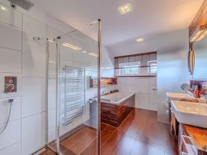 Prodej rodinného domu, Bruzovice, 320 m2