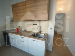 Pronájem bytu 2+1, Jeseník, Mahenova, 54 m2