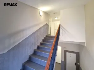 Pronájem bytu 1+kk, Praha - Nusle, Křesomyslova, 38 m2