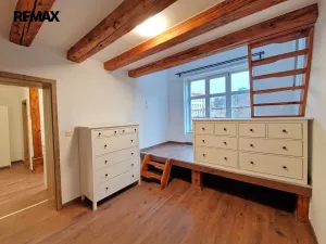 Pronájem bytu 1+1, Praha - Nusle, Křesomyslova, 38 m2