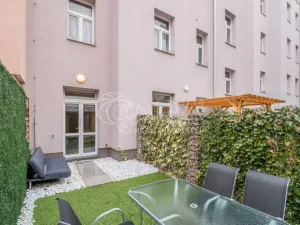 Pronájem bytu 1+kk, Praha - Libeň, Pod Labuťkou, 45 m2