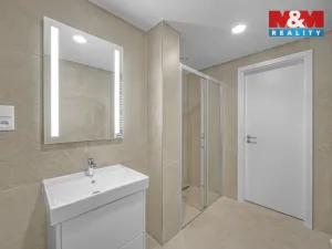 Prodej bytu 2+kk, Praha - Hloubětín, Poděbradská, 71 m2
