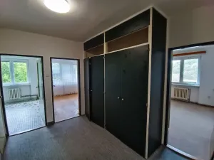 Pronájem bytu 3+1, Praha - Podolí, Pod Pekařkou, 74 m2