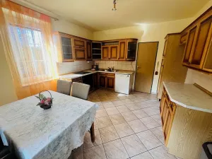 Pronájem bytu 2+1, Jesenice, K Belnici, 90 m2