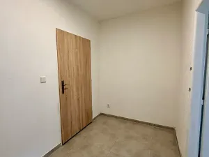 Pronájem bytu 2+1, Aš, Hlavní, 77 m2