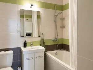 Pronájem bytu 1+kk, Praha - Holešovice, Kamenická, 27 m2