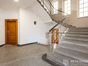 Prodej bytu 3+kk, Praha - Karlín, U invalidovny, 71 m2