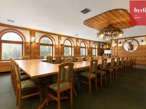 Prodej ubytování, Krnov - Pod Cvilínem, V Zálesí, 820 m2