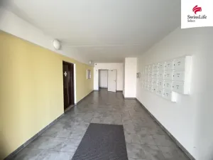 Pronájem bytu 1+kk, Praha - Modřany, Božetická, 29 m2