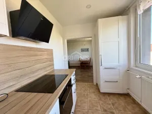 Prodej bytu 2+1, Kovářská, Sídliště, 60 m2