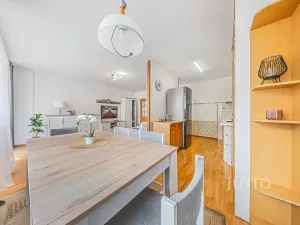 Prodej bytu 3+kk, Praha, K nové škole, 70 m2