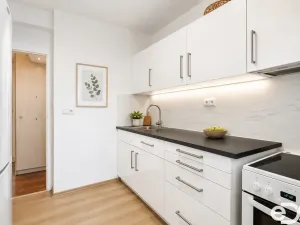 Prodej bytu 3+1, Pardubice, Školská, 70 m2