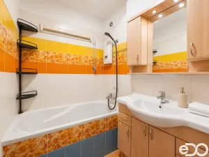 Prodej bytu 3+1, Pardubice, Školská, 70 m2