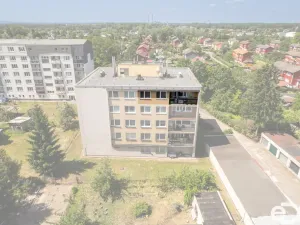 Prodej bytu 3+1, Pardubice, Školská, 70 m2