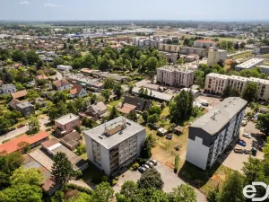 Prodej bytu 3+1, Pardubice, Školská, 70 m2