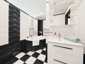 Prodej bytu 2+1, Nová Bystřice, K. H. Borovského, 64 m2