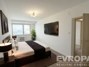 Prodej bytu 3+1, Opava - Kateřinky, Holasická, 78 m2